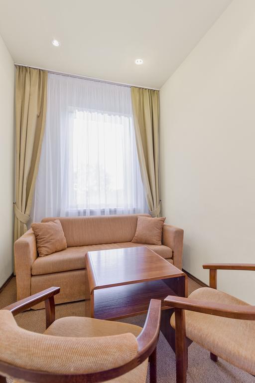 Hotel Colibra Varsavia Esterno foto